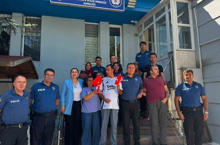 Otizmli çocuklardan duyarlı başkomisere teşekkür