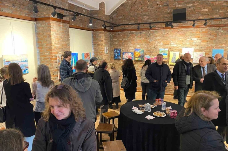 Otizmli ressam Alp Eren Candan’ın resim sergisi