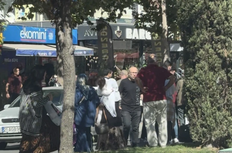 Otobüsün çarptığı çocuk ağır yaralandı 