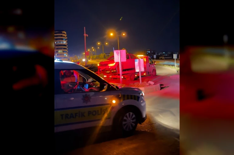 Otomobil refüje çıktı 