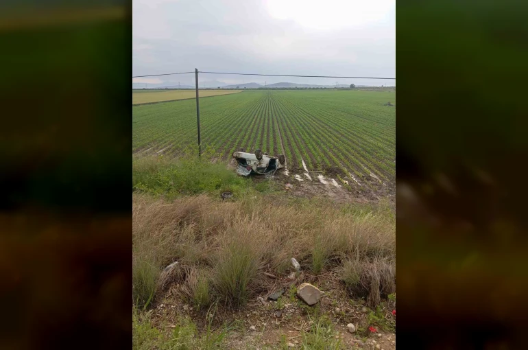 Otomobil takla attı, 4 yaralı 