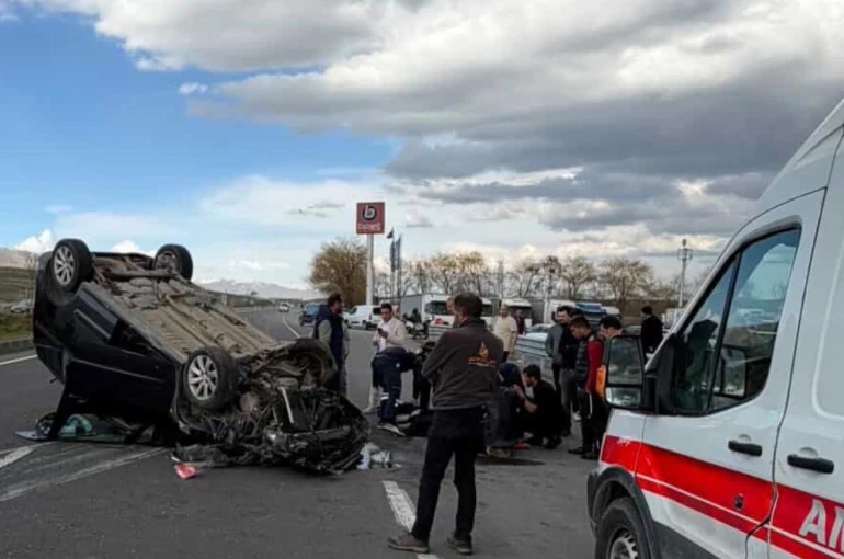 Otomobil takla attı; 4 yaralı 