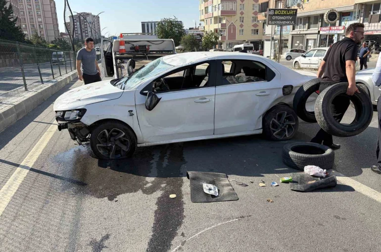Otomobille çarpışan araç takla attı: 1 yaralı