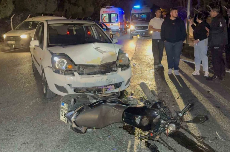 Otomobille çarpışan motosikletin sürücüsü ağır yaralandı