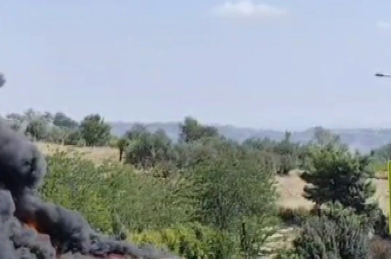 Otoyolda yolcu otobüsü alev alev yandı