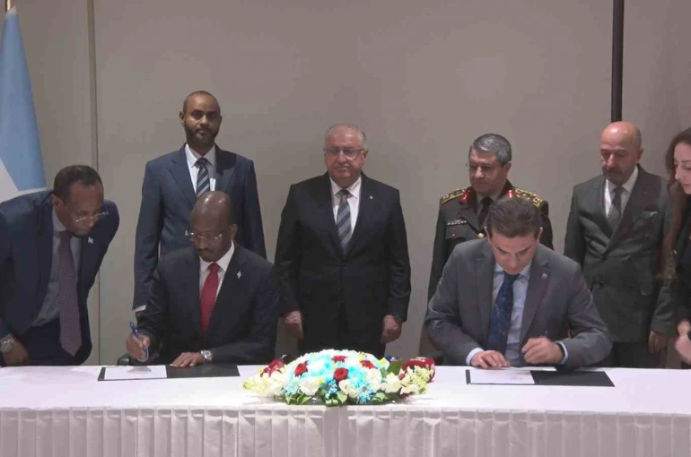 OYAK ile Somali Balıkçılık ve Mavi Ekonomi Bakanlığı arasında ’Stratejik İşbirliği ve Hizmet Anlaşması’ imzalandı 