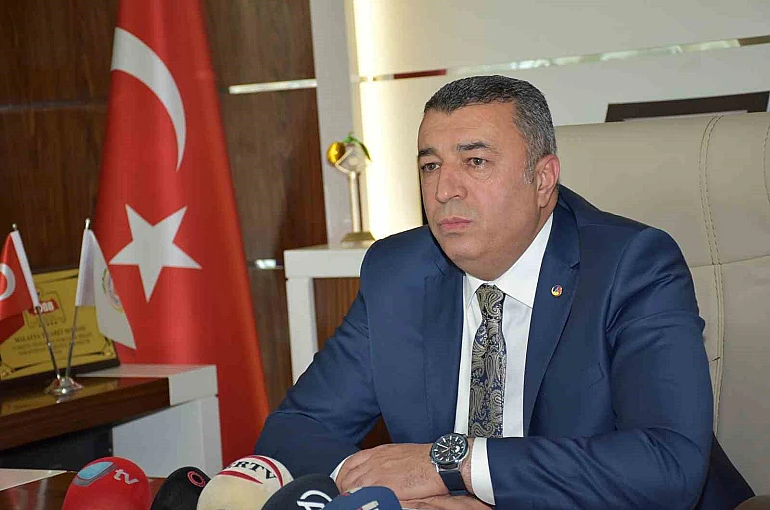Özcan: "Özgür ve ilkeli basın, toplumların gelişmesinde büyük paya sahiptir" 