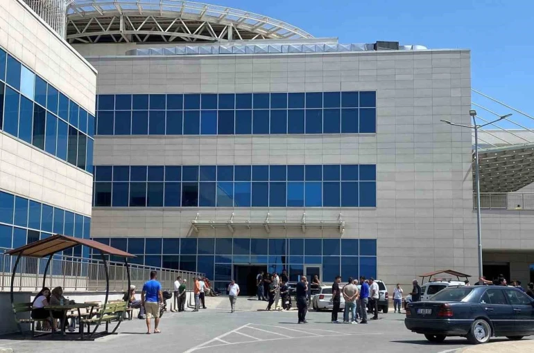 Özel Harekat polisi, silah kazası sonucu şehit oldu: Babası da 2018’de şehit olmuş 