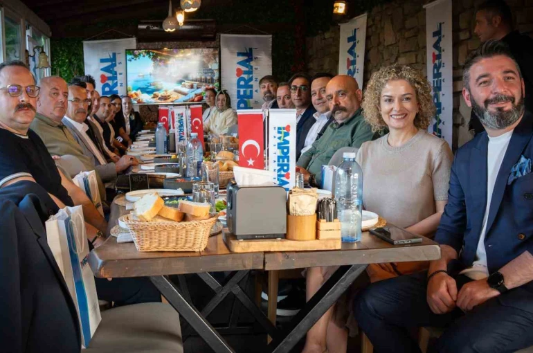 Özel İmperial Hastanesi yöneticileri, Akçaabat’ta STK ve banka temsilcileriyle buluştu