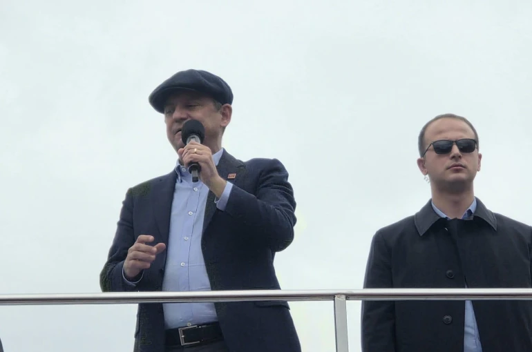 Özgür Özel, Kütahya'da "Millet İradesine Sahip Çıkıyor" mitinginde konuştu