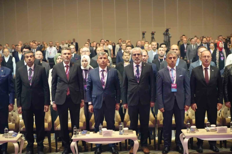 ÖZKURBİR 4. Eğitim Sempozyumu Antalya’da gerçekleştirildi 