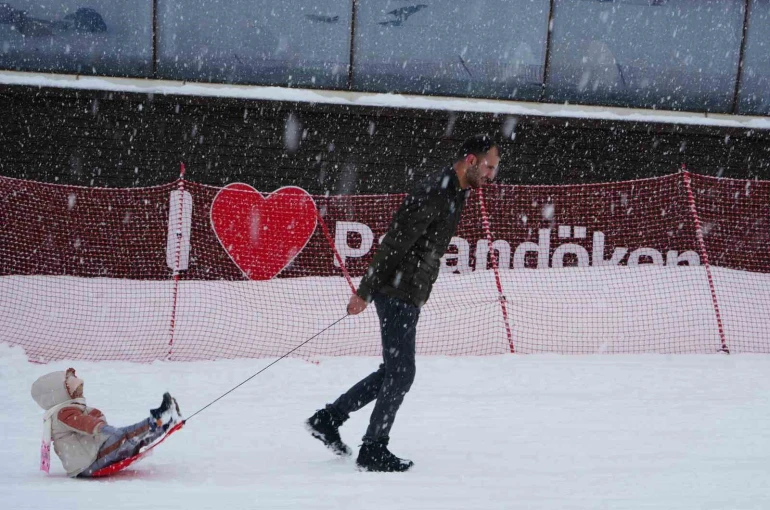 Palandöken’de kayak sezonu 30 Nisan’a kadar uzatıldı 