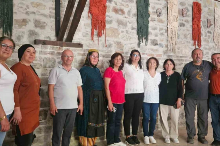 Pamuğun ruhu 27. Çivril Uluslararası Elma Festivalinde görücüye çıktı 