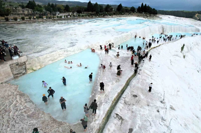 Pamukkale 2026’yı dolu dolu karşılıyor 