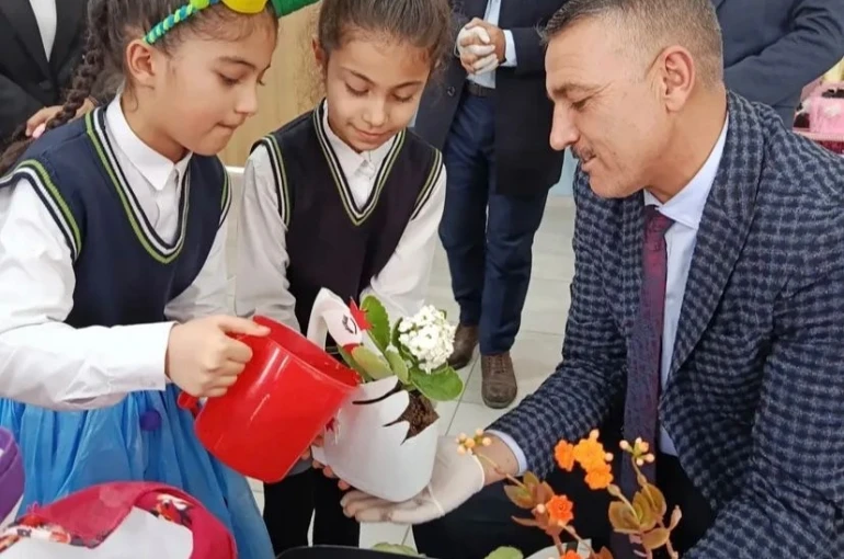 Patnos’ta geleceğin liderleri yeşil etkinlikte buluştu 