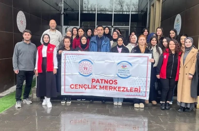 Patnos’ta öğrenciler Hasankeyf kampına gönderildi 