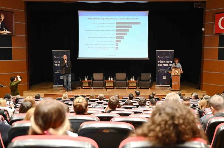 Pazarlama liderlerinden 2026 öngörüsü: En büyük yatırım yapay zekaya 