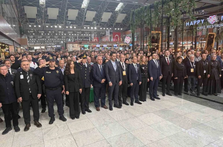 Pegasus Hava Yolları’ndan 10 Kasım’da ‘Cumhuriyet Uçağı’ ile anlamlı Çanakkale seferi 