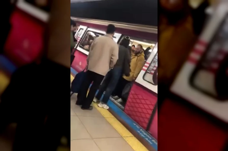 Pendik metrosunda teknik arıza: Seferlerde aksamalar yaşandı 