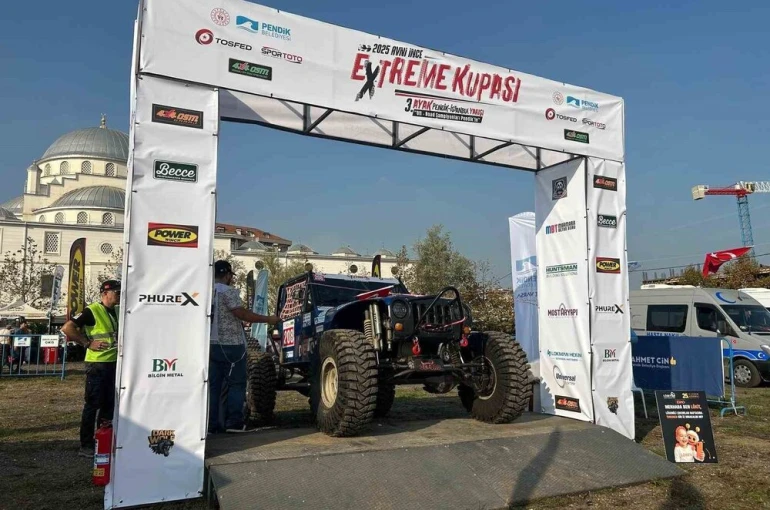 Pendik’te off-road yarışları nefesleri kesti 