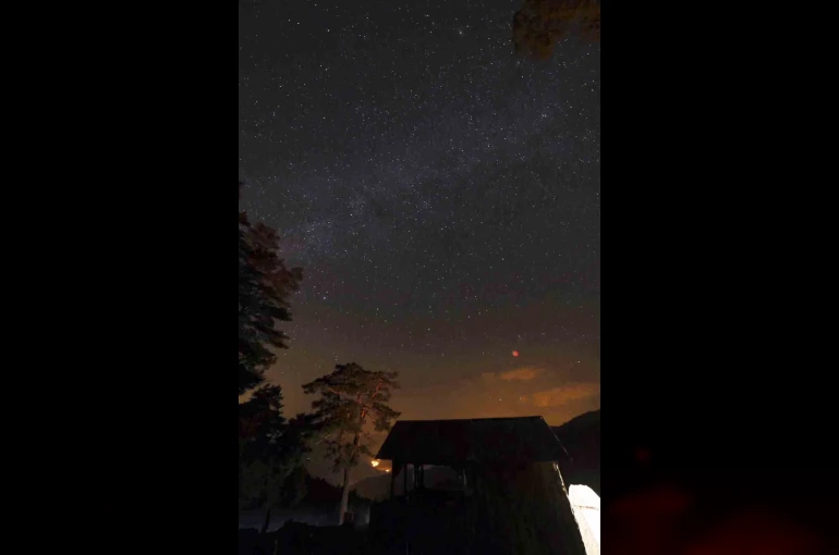 Perseid meteor yağmuru Erzurum semalarında görüntülendi