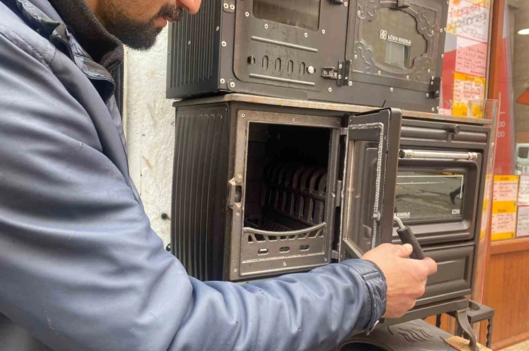 Piknik yasakları mangalcıyı balkona, tüplü mangalı ise vitrine taşıdı 