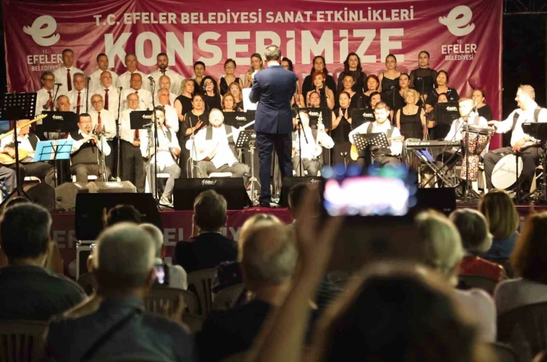 Pınarbaşı’nda yaz konseri ilgi gördü