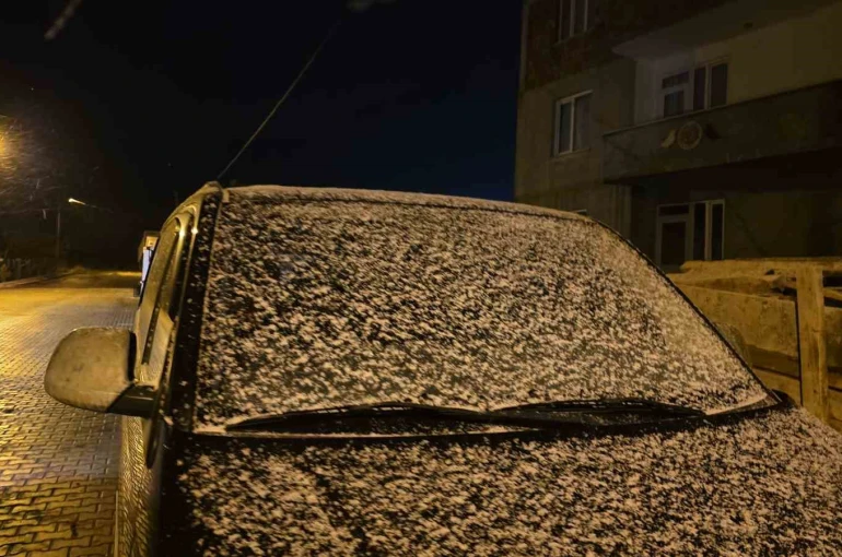 Pınarhisar’da kar yağışı başladı 