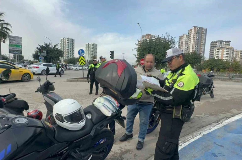 Polis bir günde 228 motosiklet sürücüsüne 1,2 milyon lirayı aşan ceza kesti