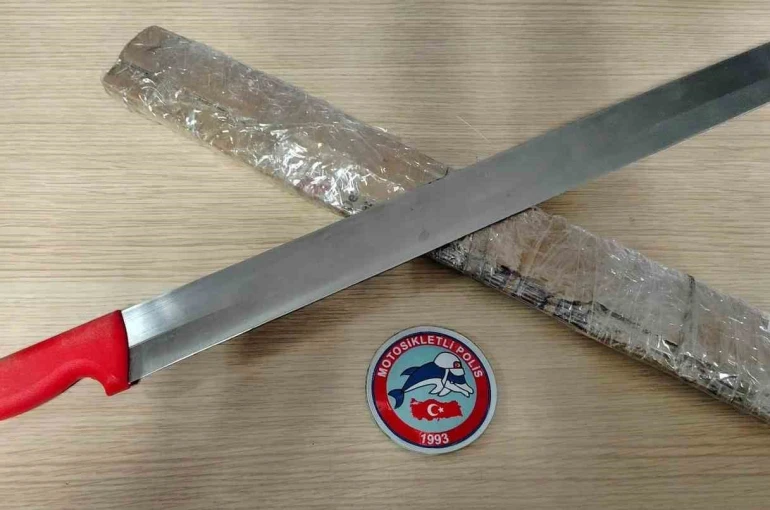 Polis bir haftada 7 bin 603 şahsın kimlik sorgulamasını yaptı 