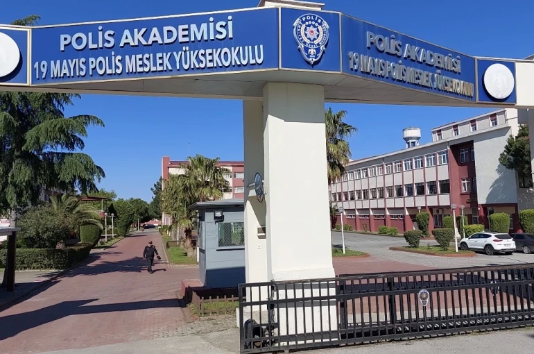 Polis okulunda acı olay: 20 yaşındaki öğrenci 5. kattan atladı