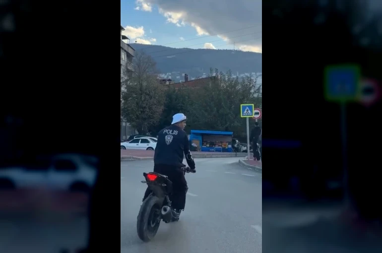 Polis yeleği giyip trafikte tehlikeli hareketler yaptı, cezadan kaçamadı 