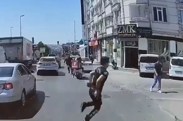 Polisin ’dur’ ihtarına uymadı: O anlar kameraya yansıdı 