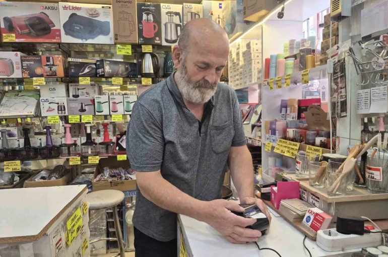 POS makinelerindeki yüksek komisyon oranı esnafı zorluyor