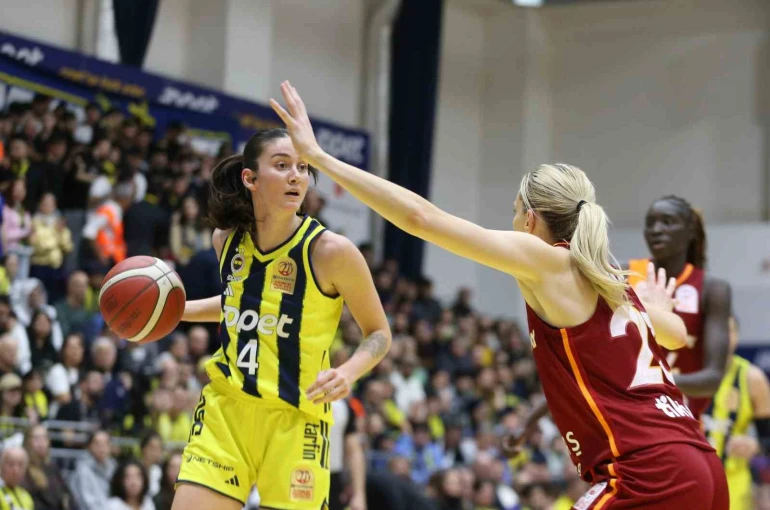 Pota ve filedeki derbilerde Fenerbahçe’den çifte zafer 