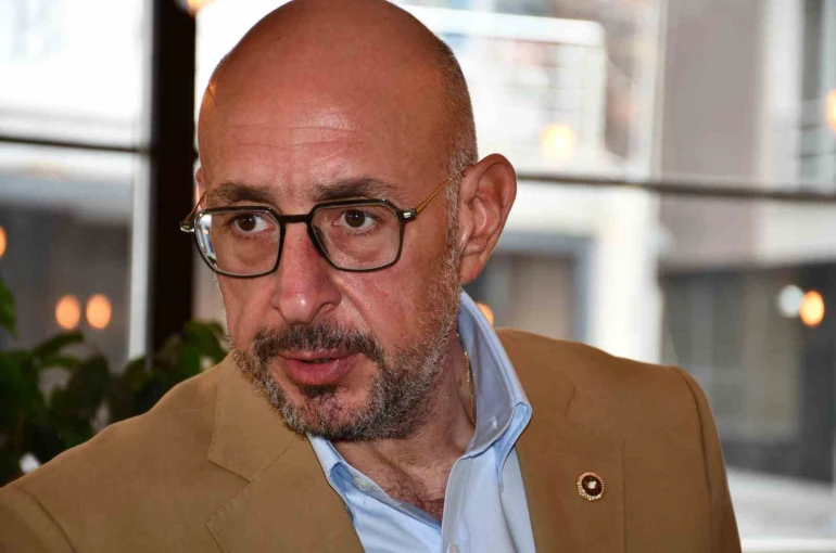 Poyraz: "Emperyalizm kendini fesh ettiği zaman ben terör örgütünün kendini fesh ettiğine inanırım" 