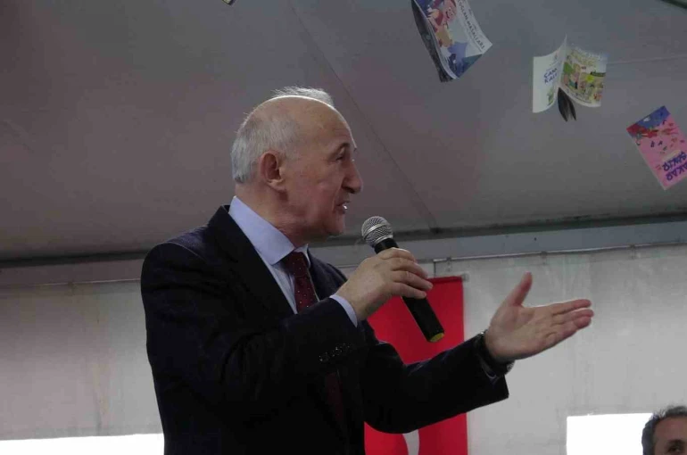 Prof. Dr. Ahmet Şimşirgil: "Hocaya hürmet göstermeyen bir nesil neyi başarabilir" 