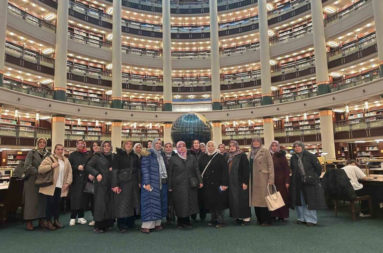Pursaklar Belediyesi kadınlara 15 Temmuz Demokrasi Müzesi, Millet Camisi ve Millet Kütüphanesi gezisi düzenledi 