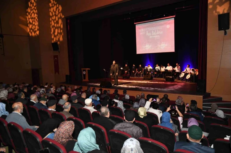 Pursaklar’da Hz. Mevlana anma gecesi düzenlendi 