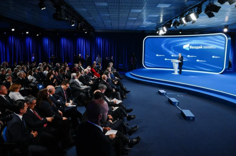 Putin: "Rusya, iki devletli çözüme katkı sağlayacaksa Trump’ın Gazze’ye ilişkin önerilerini desteklemeye hazır" 
