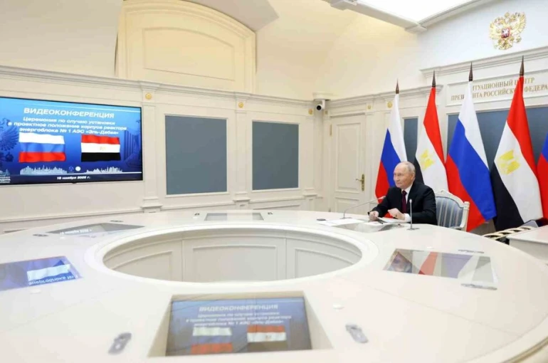 Putin ve es-Sisi, Mısır’da inşa edilen El-Dabaa Nükleer Santrali için düzenlenen törene katıldı