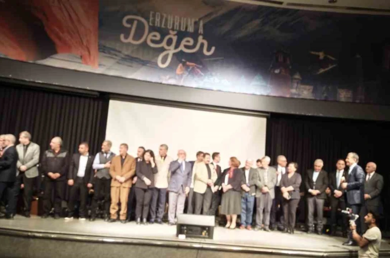 Ragıp Topçu Erzurum’da anıldı 