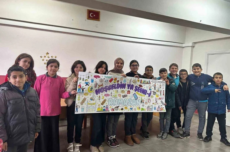 Ramazan ayı, "Maarifin Kalbinde Ramazan" temasıyla karşılanacak 