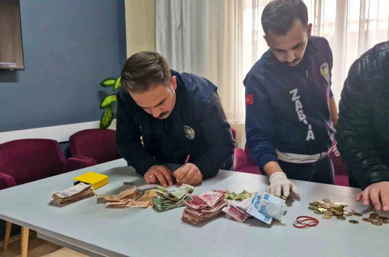 Ramazan’ı fırsata çeviren dilencilere Meram Zabıtası’ndan geçit yok