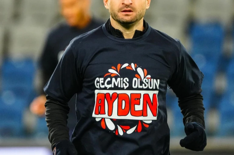 RAMS Başakşehir’den Deniz Türüç’ün oğluna destek