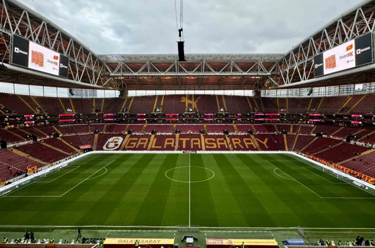 RAMS Park’ta 17. Galatasaray - Fenerbahçe derbisi 