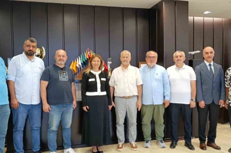 Rektör Aydın: "Medya, üniversitenin toplumla buluşmasında önemli" 