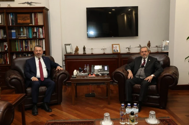 Rektör Kırışık’tan Ankara Üniversitesi Rektörü Ünüvar’a ziyaret 