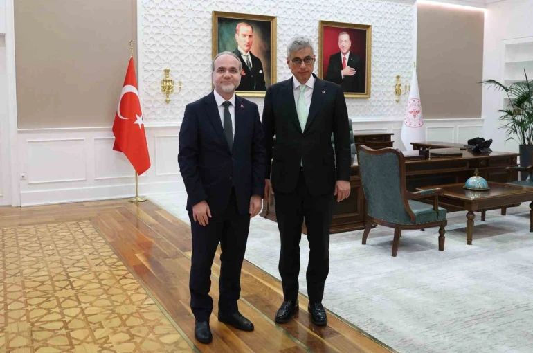 Rektör Uslu’dan Sağlık Bakanı Memişoğlu’na ziyaret