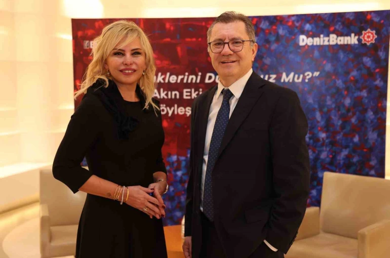 "Renklerini Duydunuz mu?" kitabının imza günü Galeri Deniz’de gerçekleşti 